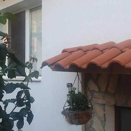 ози * Ovchartsi (Kyustendil)