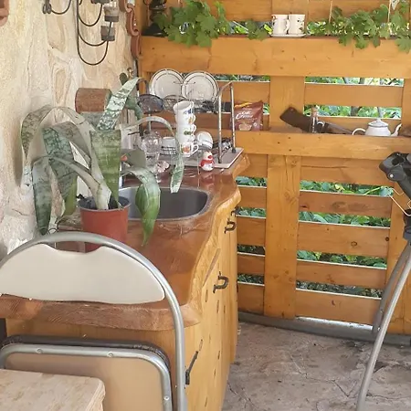 ози Apartman Ovcsarci