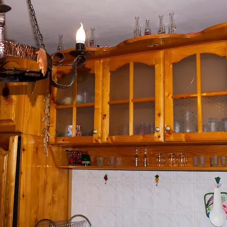 ози Apartment *